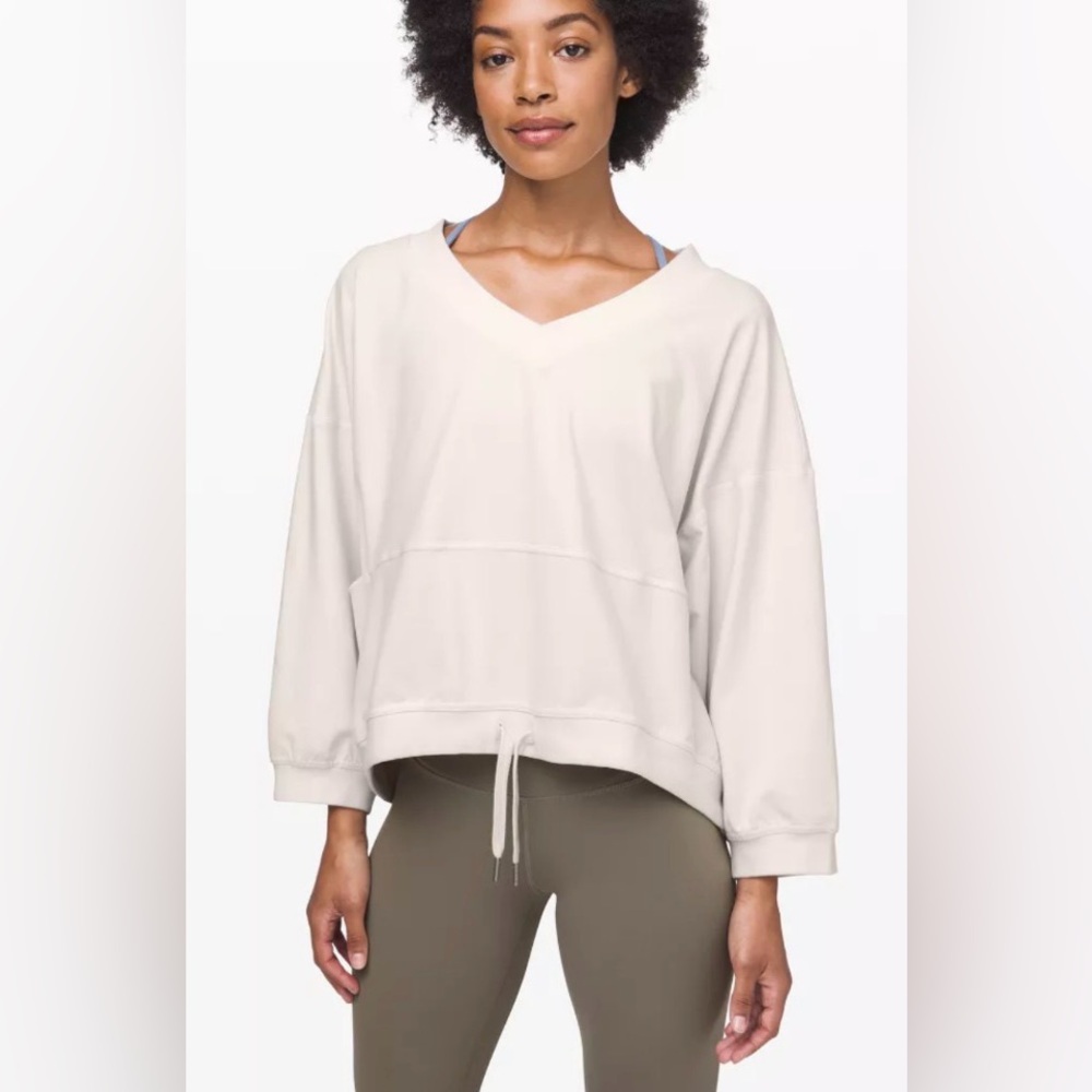 Lululemon Dare The Day‎ Pullover Soft Cropped Light Ivory Sweatshirt M/L